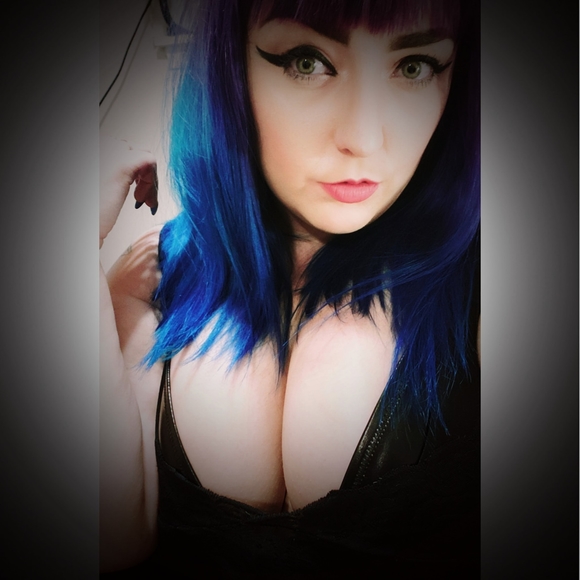 Meet your Posher, Gina-lynn - Picture 1 of 1